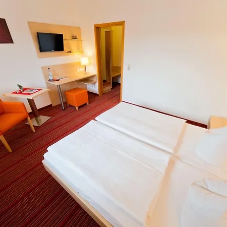 City Hotel 2* קמניץ