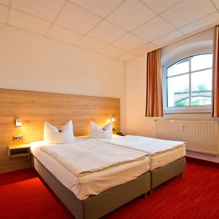 City Hotel 2* קמניץ