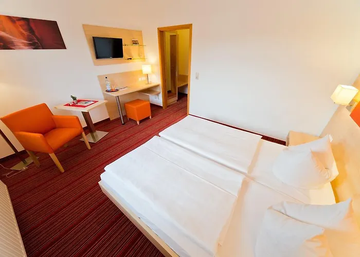 City Hotel 2* شيمنيتز