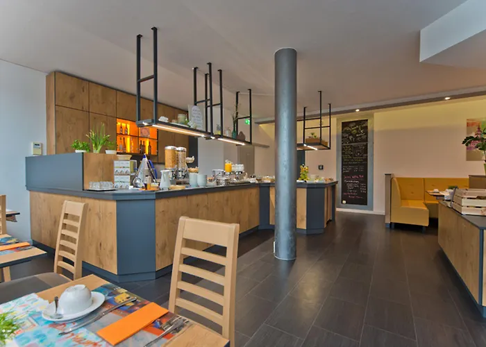 City Hotel 2* شيمنيتز