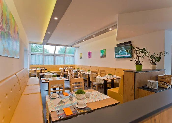 City Hotel Szálloda